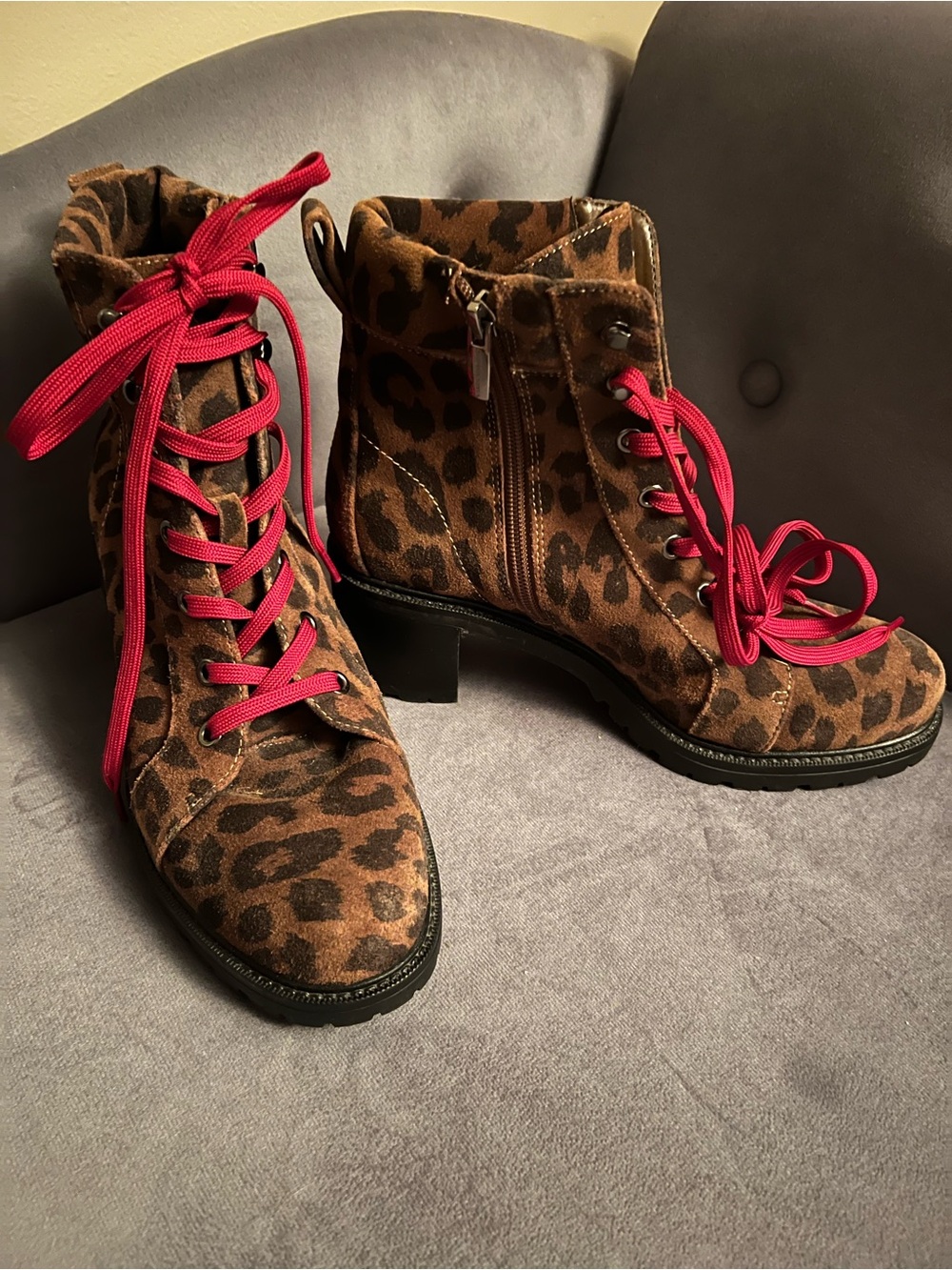 Vince Camuto Leopard Print Lace-Up Ankle Boots Size 9